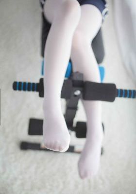 miad一711紧身裙女教师