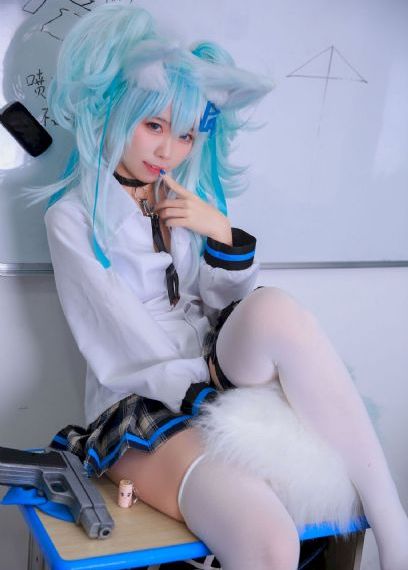 按摩房女大学生