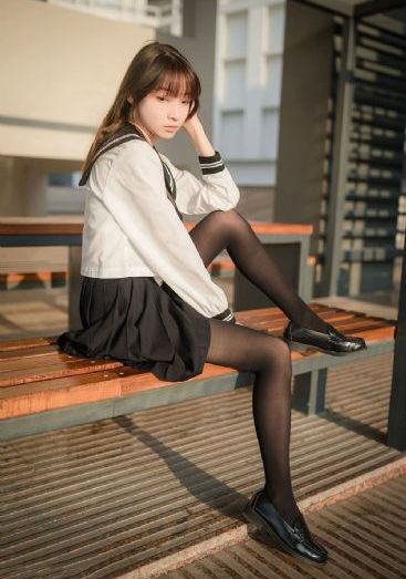 艾曼纽4