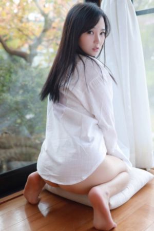 跨下新婚美妇