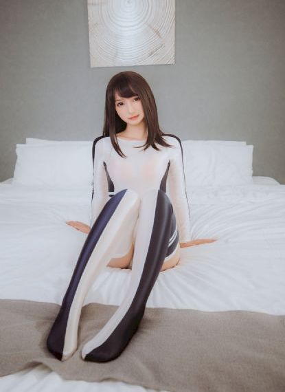 欧美最顶级丰满的aⅴ艳星
