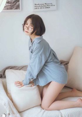 隔壁房间