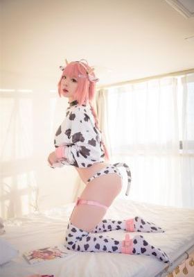 漂亮的女邻居3