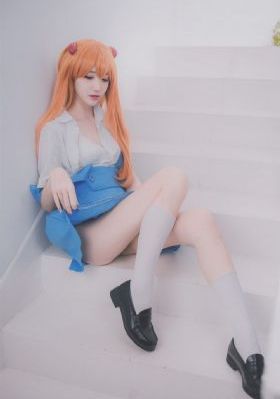 被偷听的女人