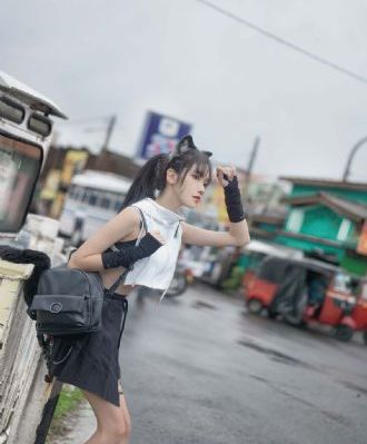 逢迎 瞰雾